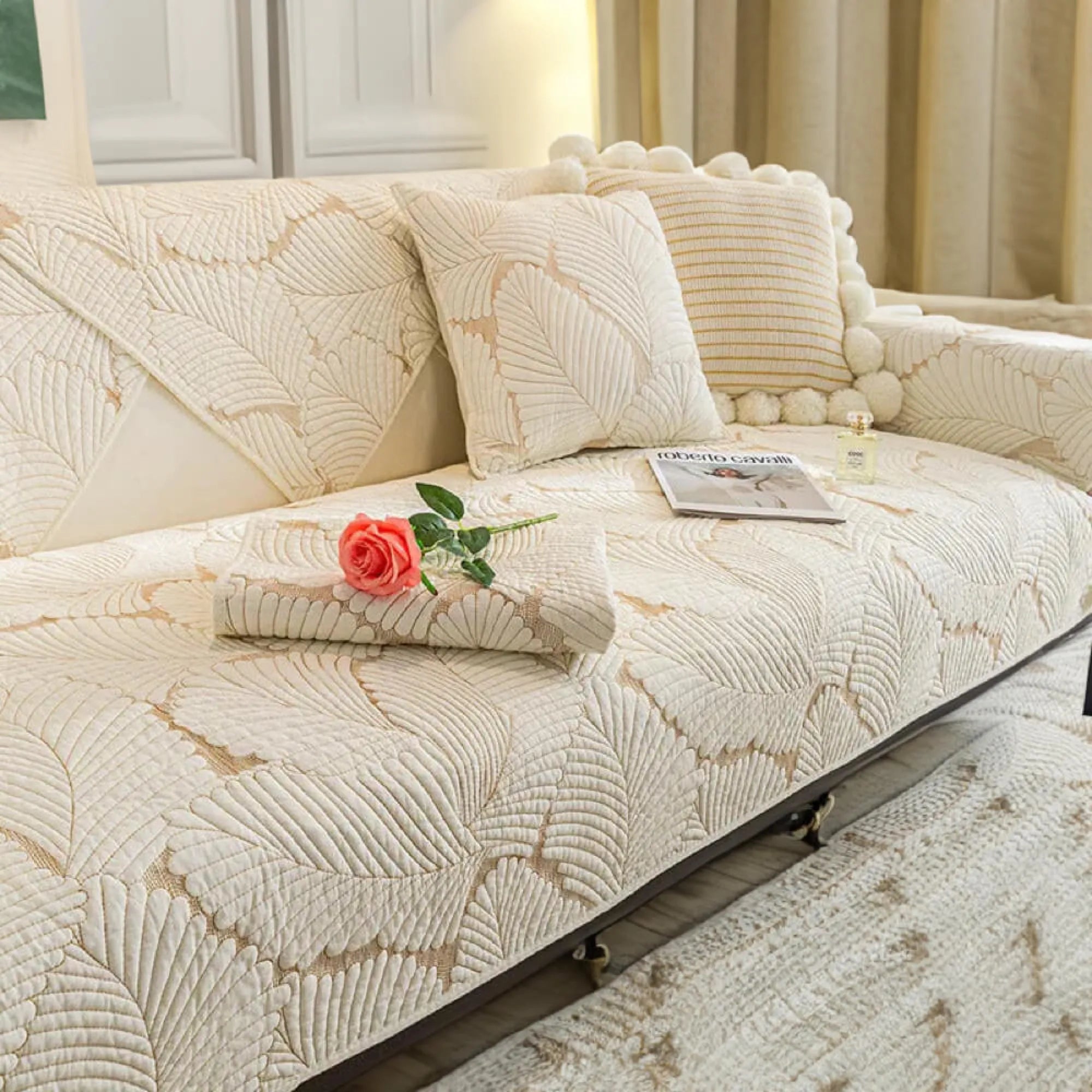 All Season Leaf Pattern Anti-Scratch Sofa Cover Slipcover