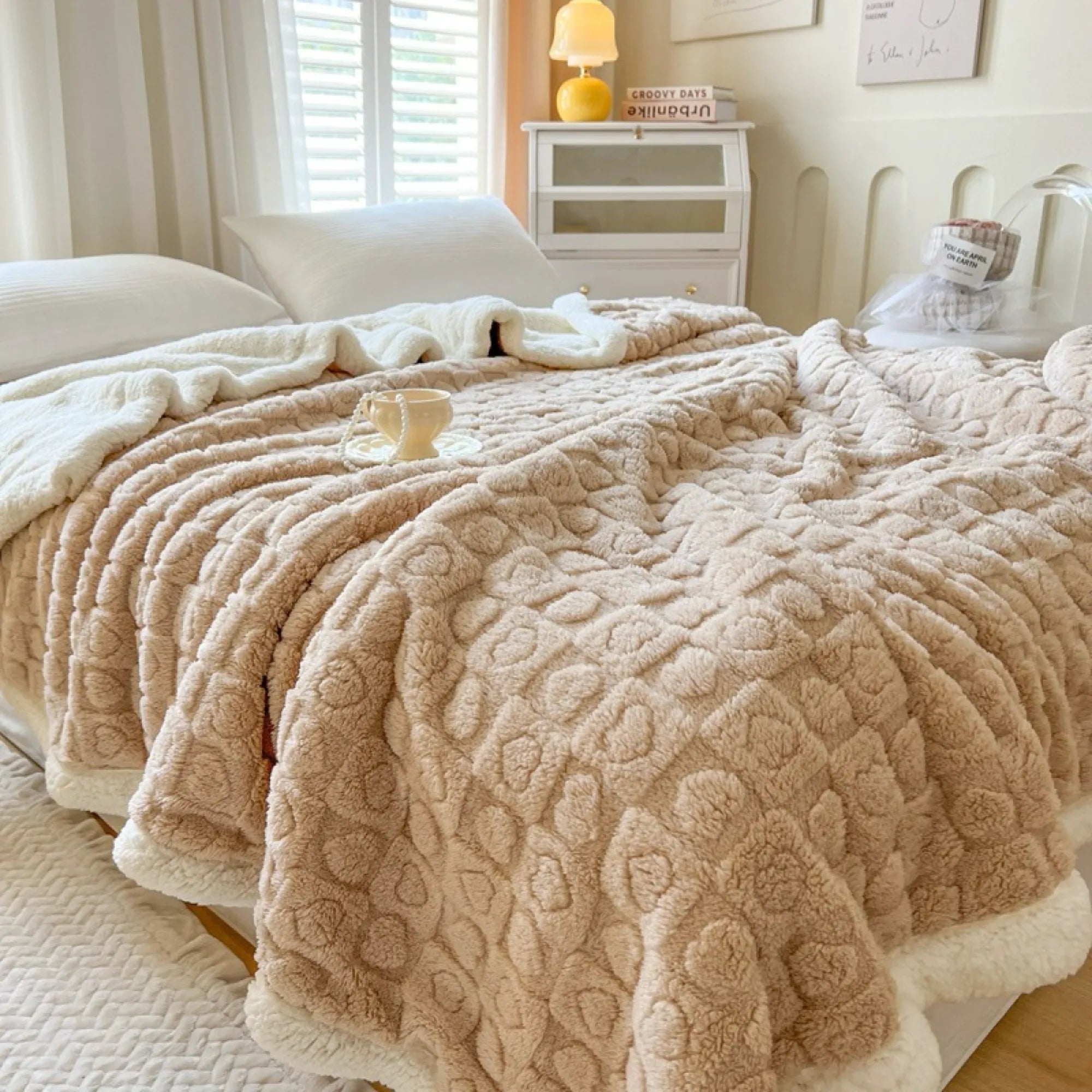 Double Layer Fleece Thickened Throw Blanket
