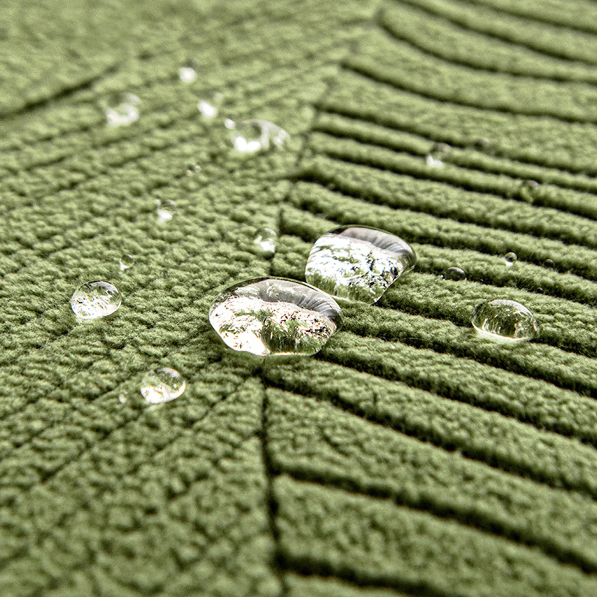 Modern Leaf Velvet Jacquard Stretch Sofa Cover, Waterproof, Pet-Proof