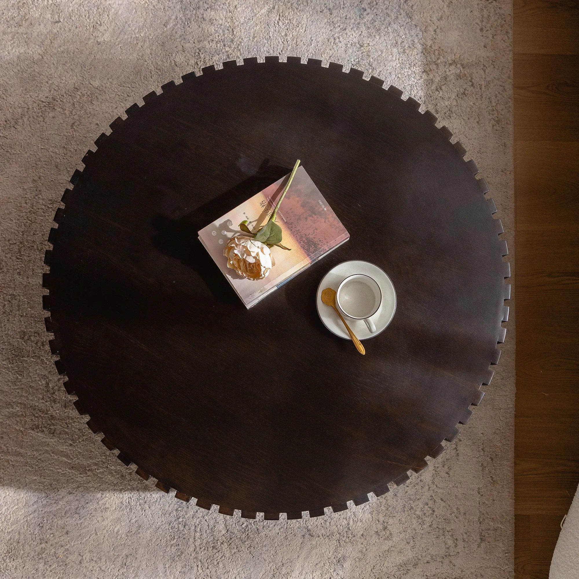 31" Round Coffee Table With Sturdy Pedestal