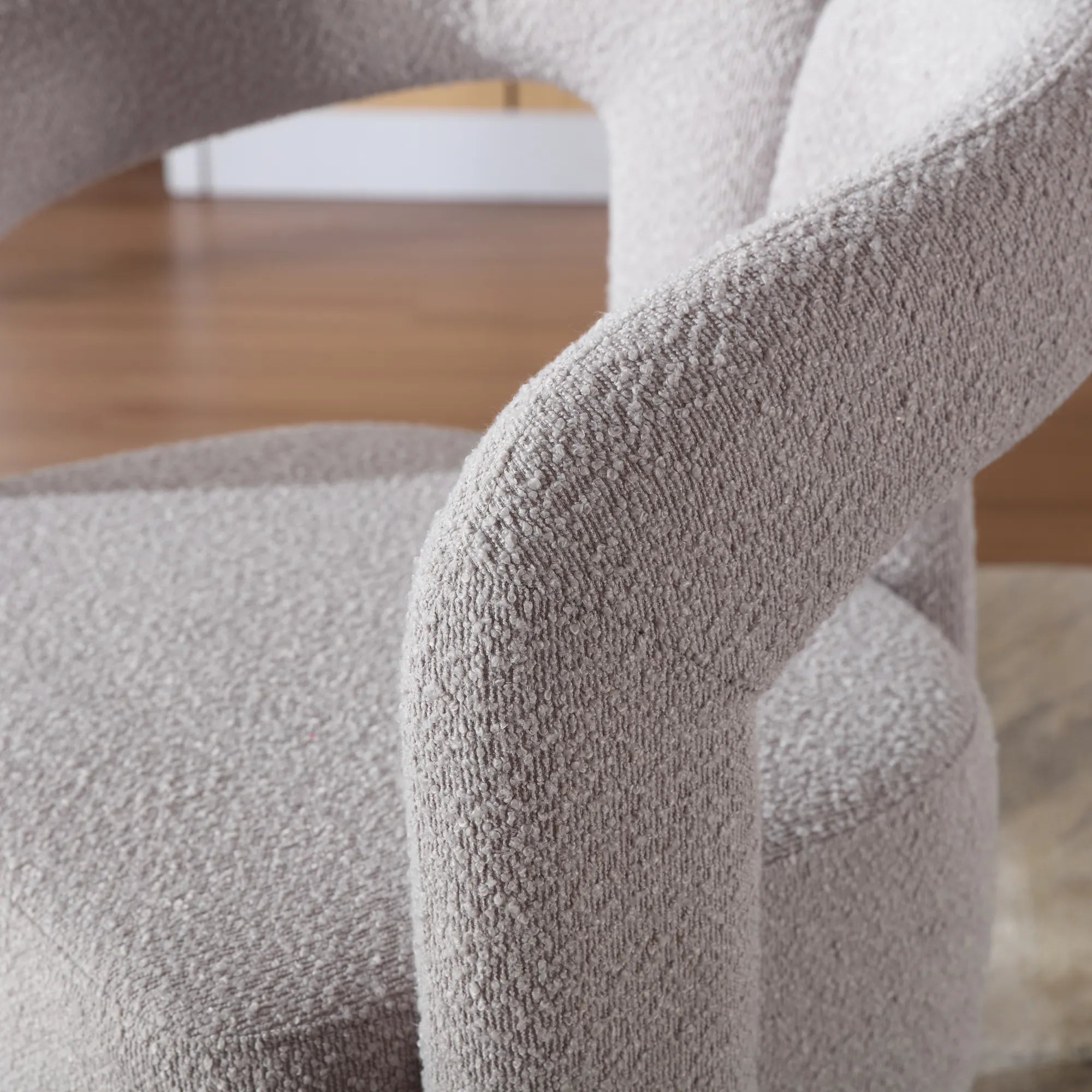 360° Swivel Cuddle Barrel Accent Chair With Fluffy Fabric