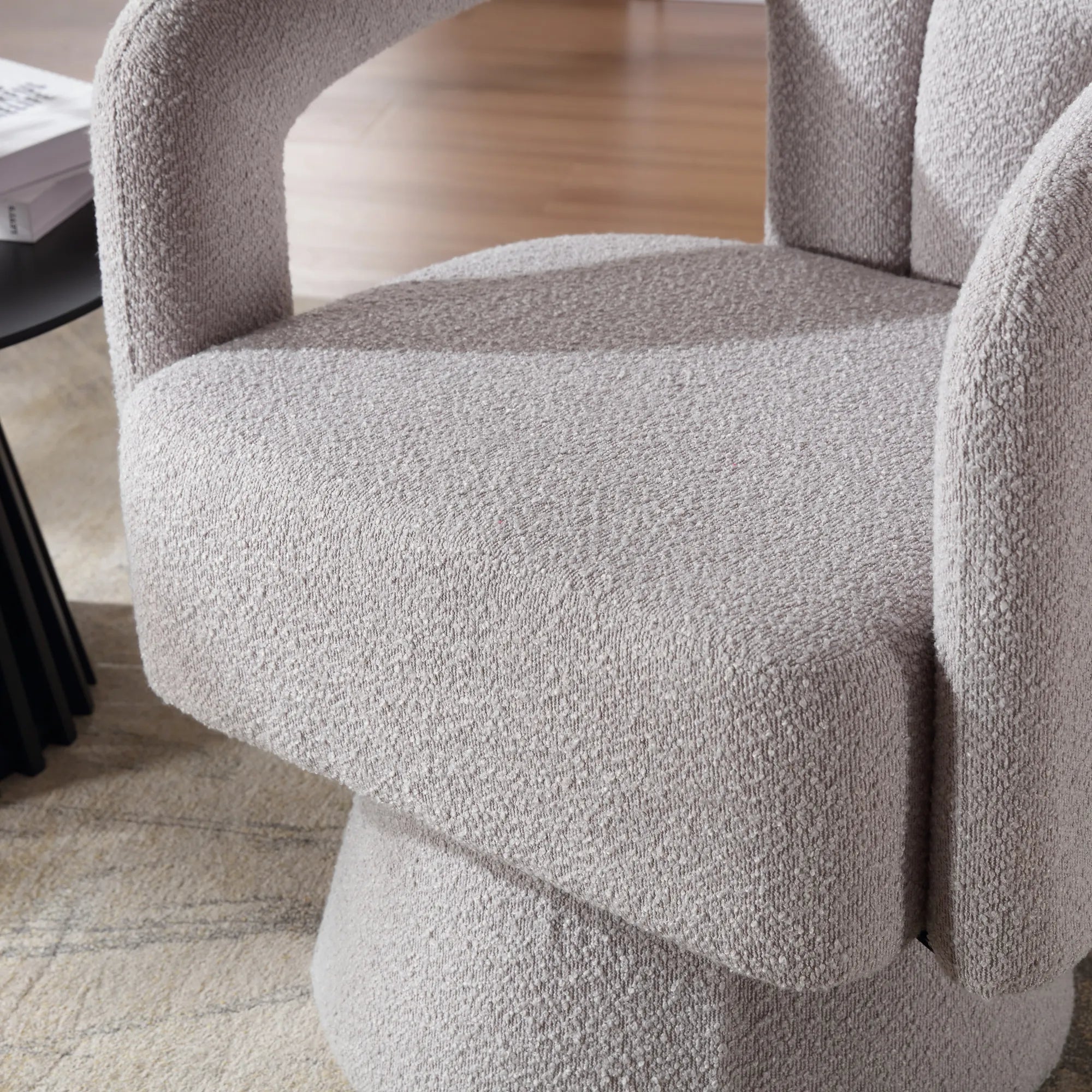 360° Swivel Cuddle Barrel Accent Chair With Fluffy Fabric