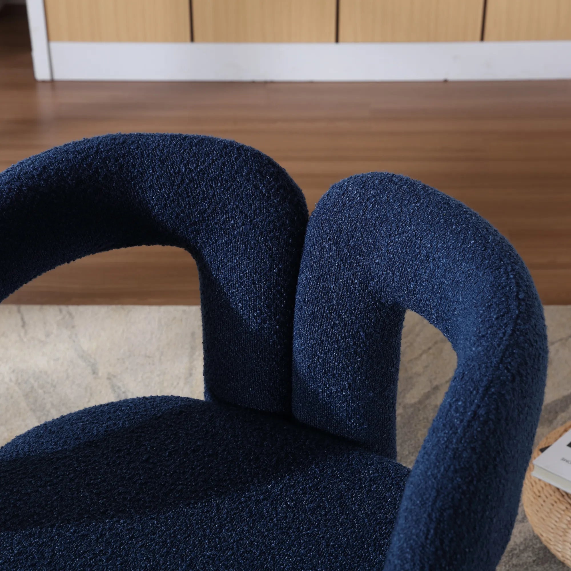 360° Swivel Cuddle Barrel Accent Chair With Fluffy Fabric