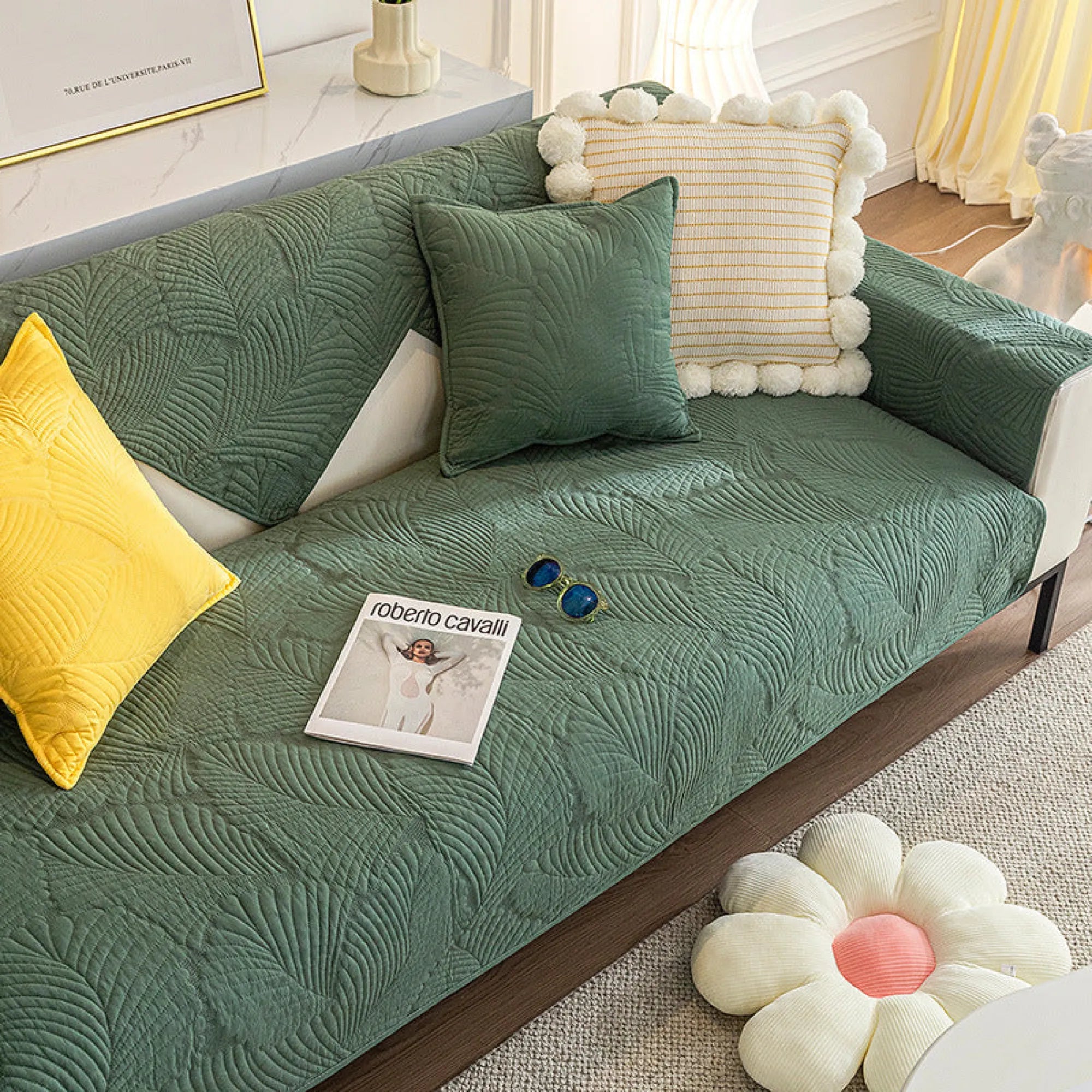 All Season Leaf Pattern Anti-Scratch Sofa Cover Slipcover