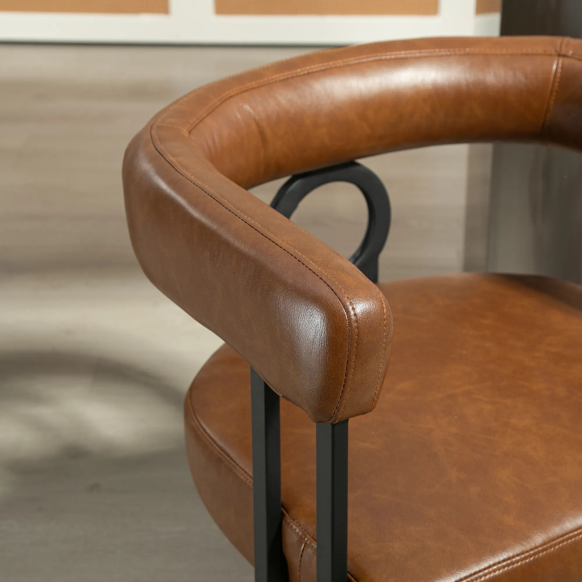 Contemporary PU Leather Upholstered Chair