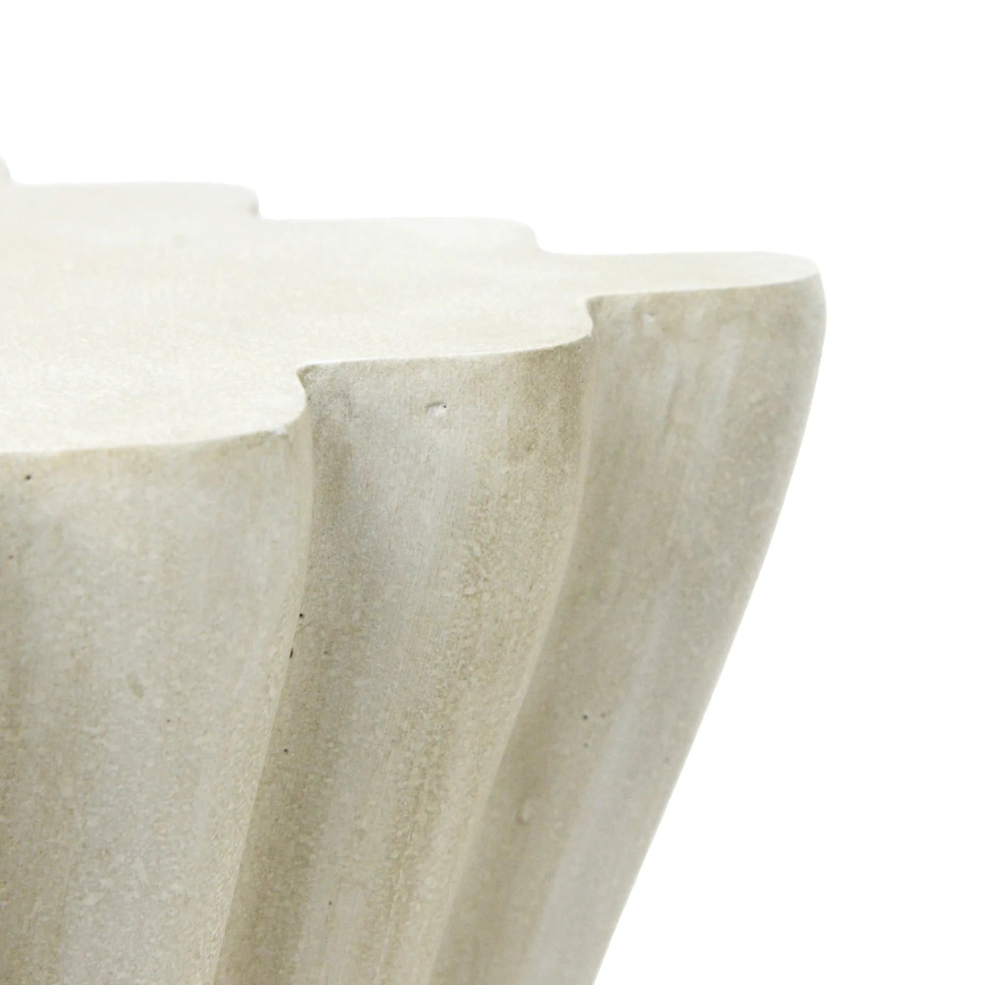 Elegant Accent Archaistic Wavy End Table