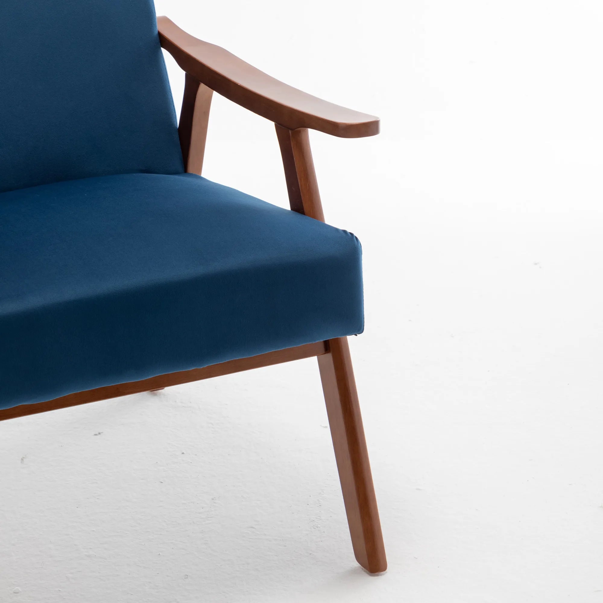 Mid-Century Modern Accent Chair, Velvet Armchair with Solid Wood Frame and Extra-Thick Backrest