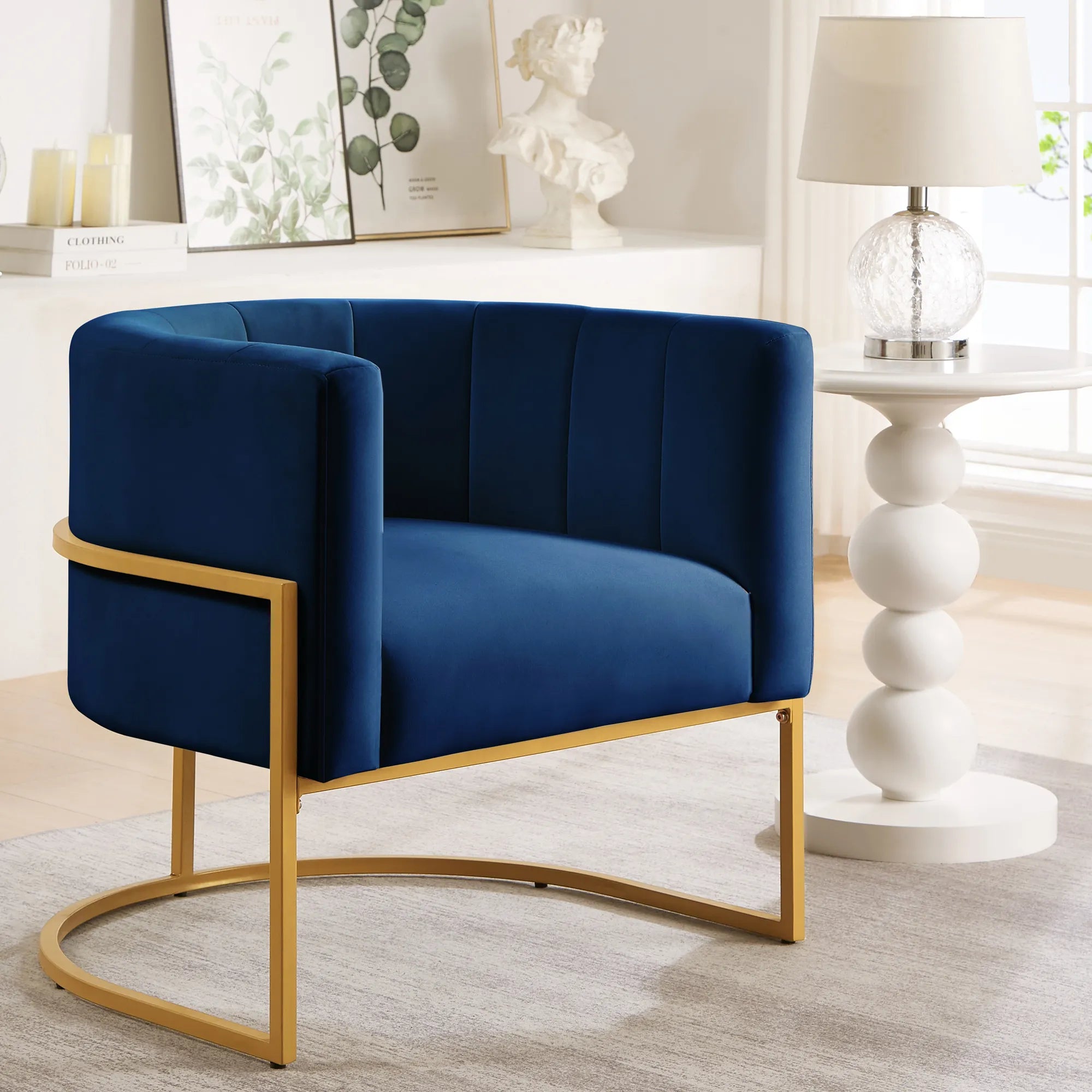 Upholstered Velvet Mid Century Modern Accent Chair with Curved Backrest